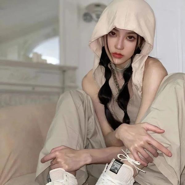 美女与液体人